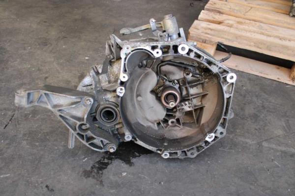 BOITE DE VITESSE MANUEL OPEL ZAFIRA B 1.9CDTI ( 6VITESSES ) - Vue 1